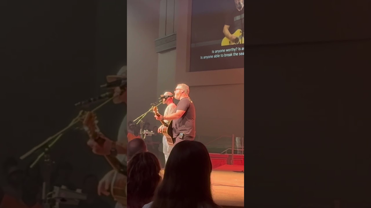 LOVED worship tonight with @ShaneAndShaneMusic