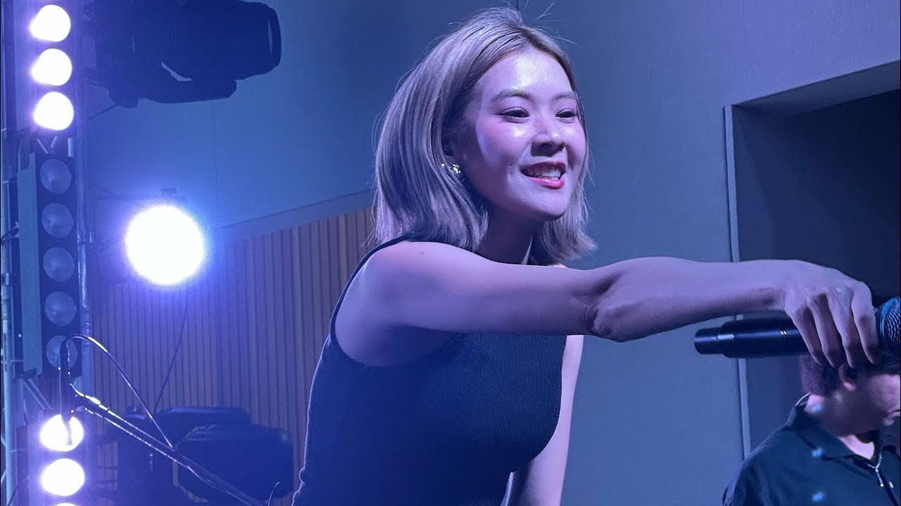 เธอรักเขาตอนเรารักกัน - BEAN NAPASON LIVE @ DPU [2025-11-15]