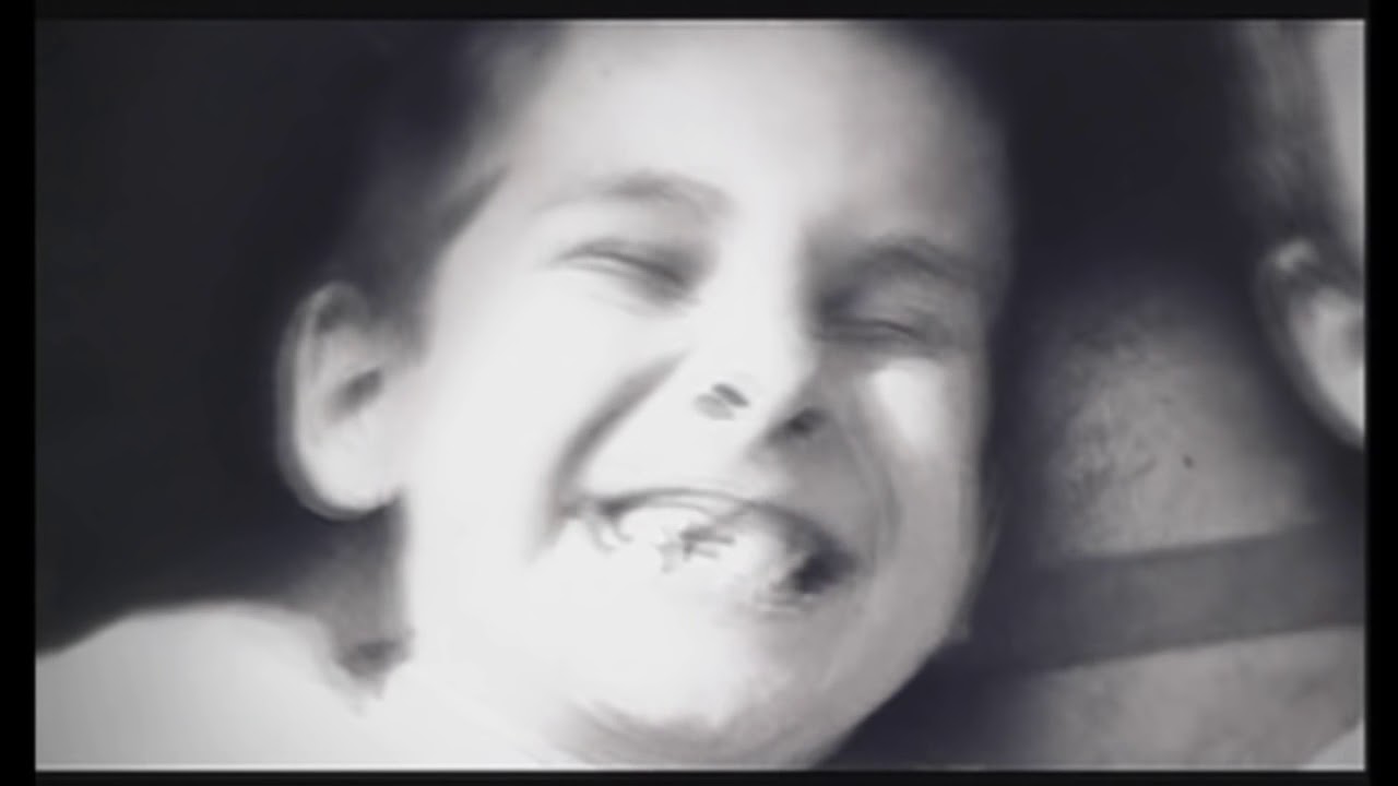 Los Cafres - Hijo (video oficial) HD
