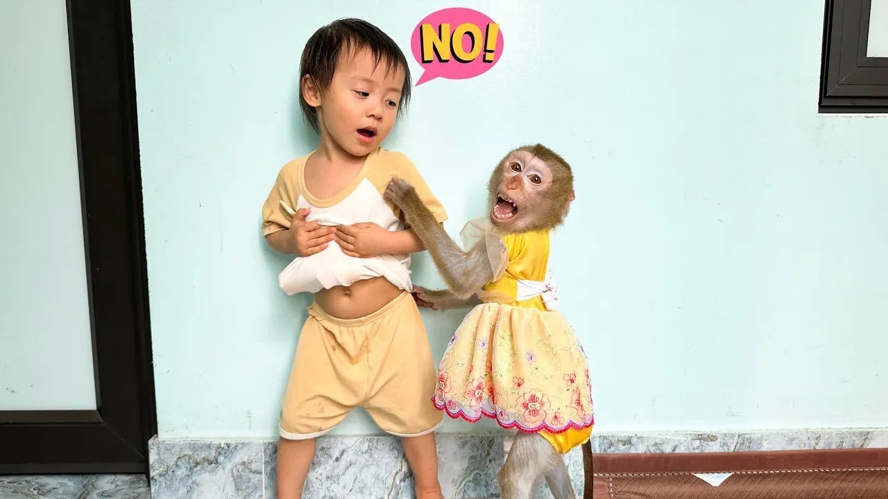 Diem is selfish for not wanting to share food with Monkey Kaka.