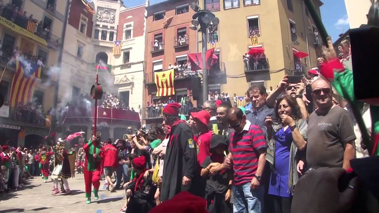 Salt de maces de llu&iuml;ment dijous 4-6-2015 (inclou moments previs)
