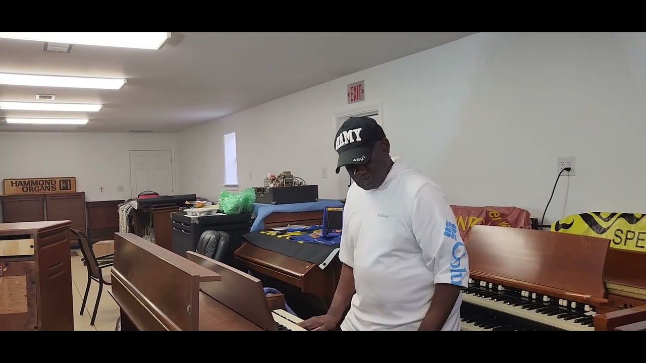 Sound Checking The Newly Replaced Red Cap Tonewheel Generator ~ March 10, 2026