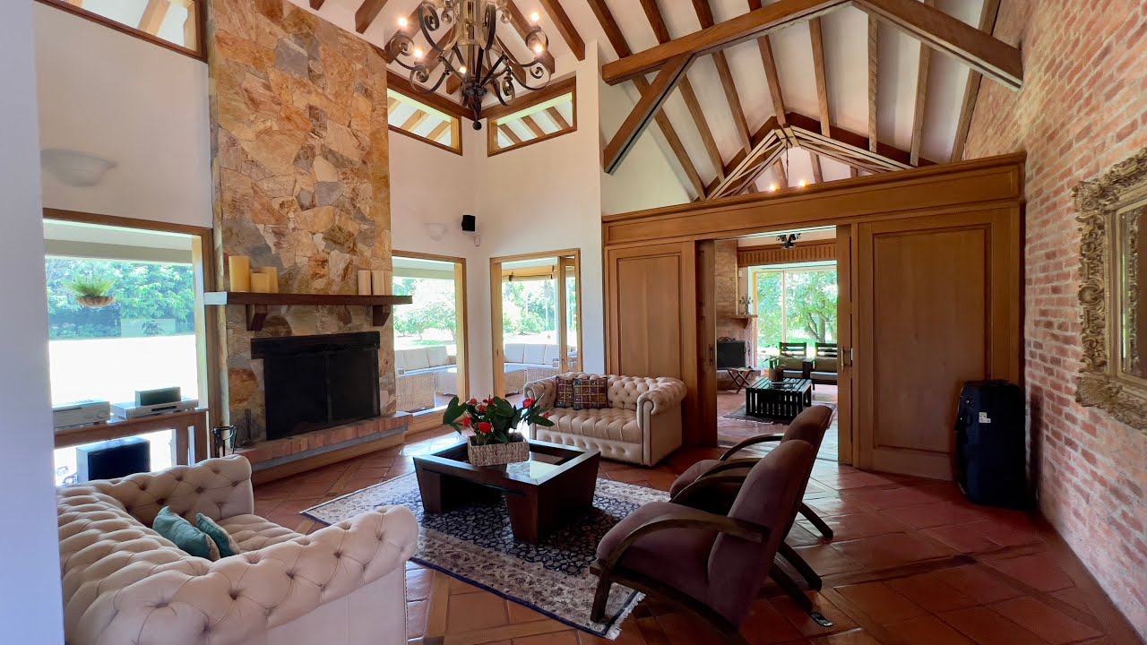 VENDO CASA INDEPENDIENTE EN LLANOGRANDE AL FRENTE DEL CLUB CAMPESTRE - RIONEGRO ANTIOQUIA
