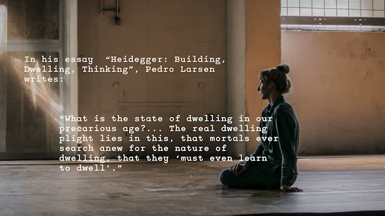 Movement / Architecture: When the Body Meets a Building