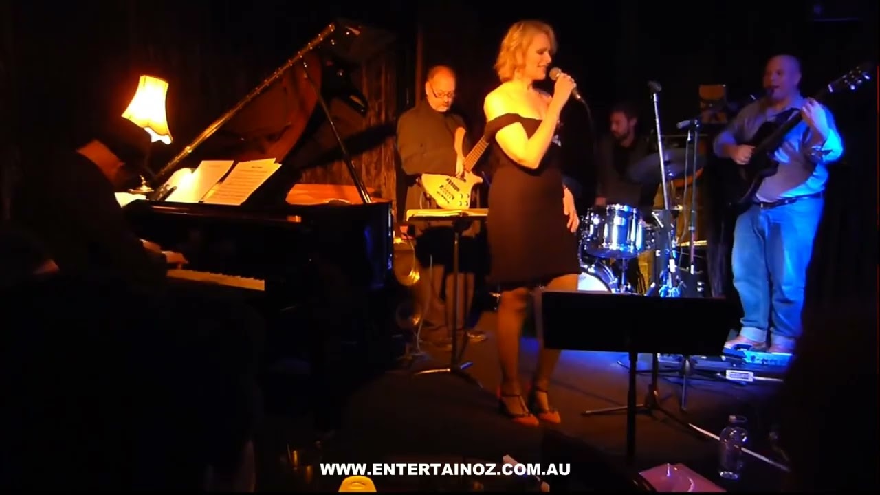 Emma Sidney - Agua De Beber