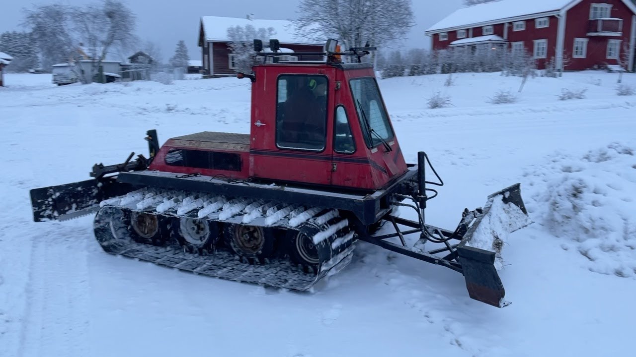 Köp Pistmaskin Iller D200 på Klaravik