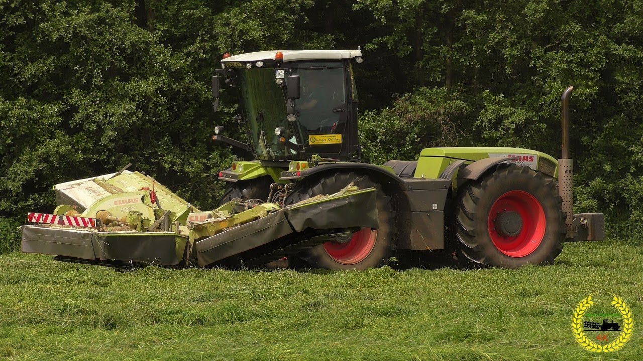 Claas Xerion 3800 Trac VC von LU Carsten Walkling Gras Mähen 2017