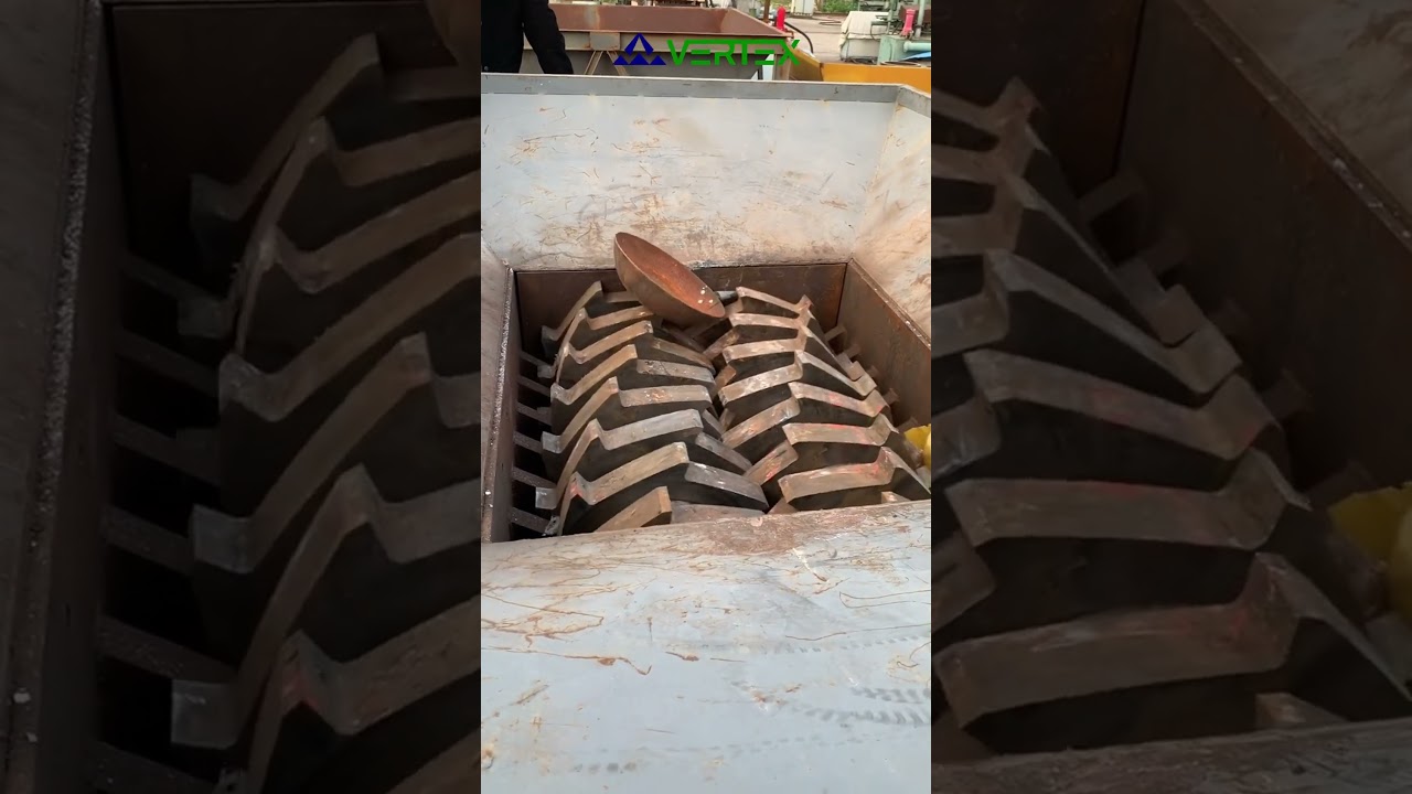 🥳Let&rsquo;s see which is harder #shredder #shredding #interestingvideos #recycle