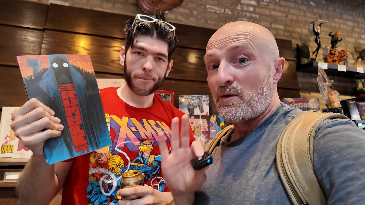 #LCS tour of AlleyCat Comics Chicago