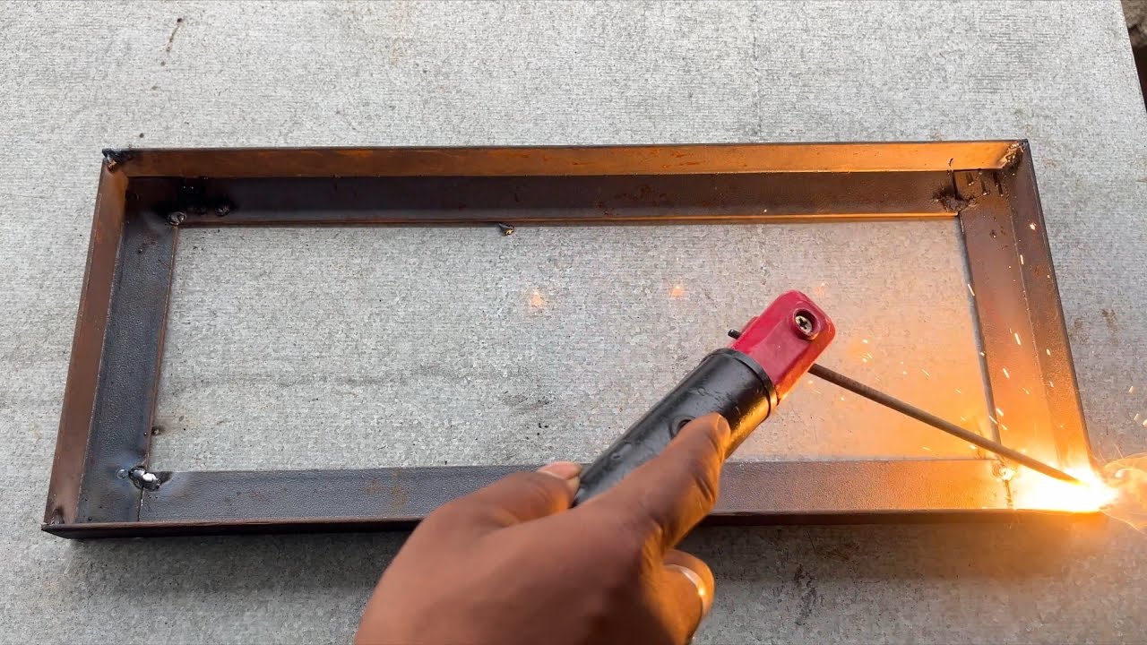 “L” Angle से Right Angle मे चौरस बननेकी सबसे Easy Trick #metal #welding #video
