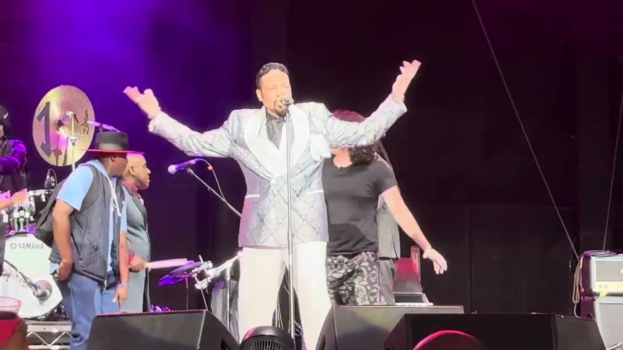 Morris Day and The Time performing ‘The Bird’ in Dallas, TX on 06/24/2023.