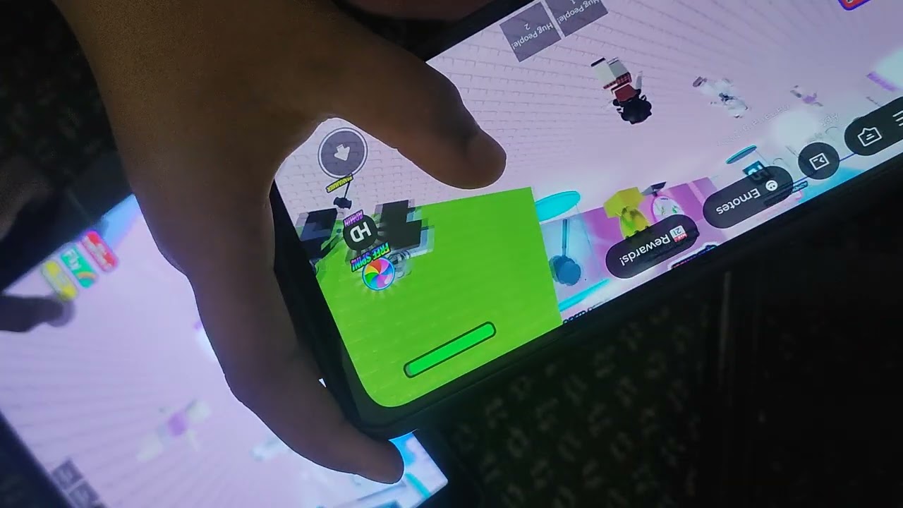 Playing with my brother and sister random games on Roblox  