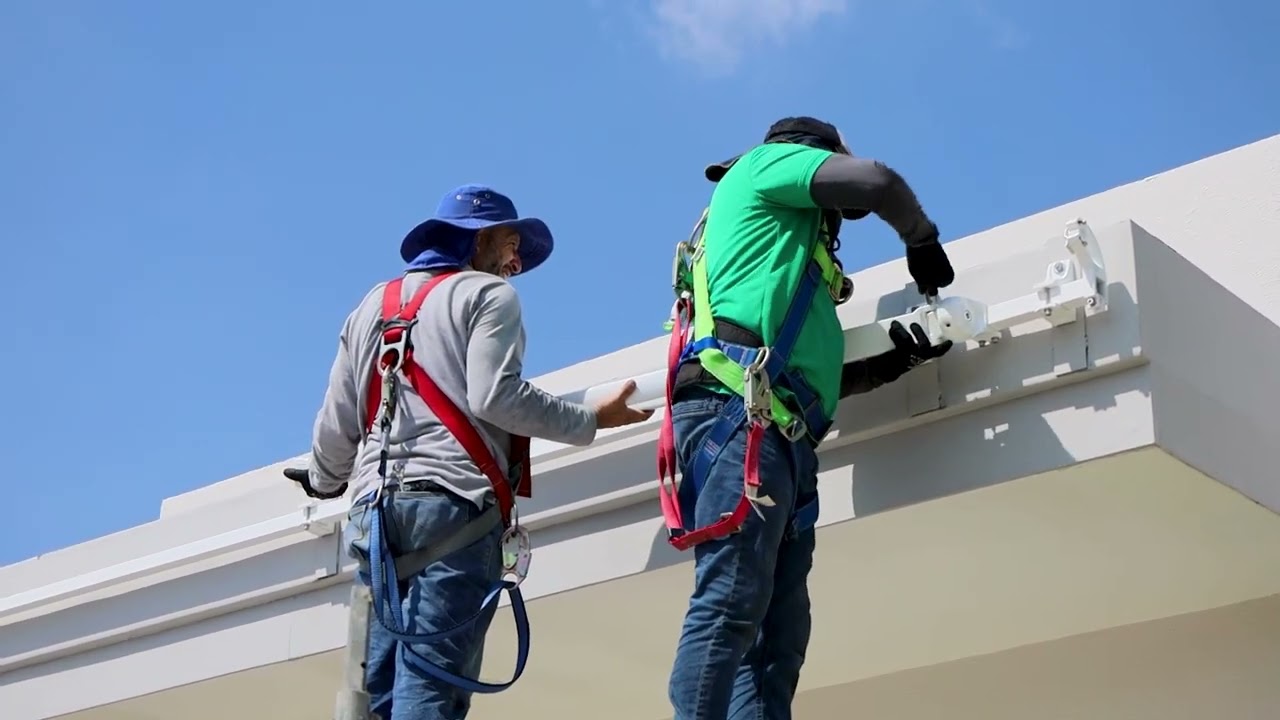 Instalación Toldo de Brazos Extensibles Crab / Más de 6 Metros