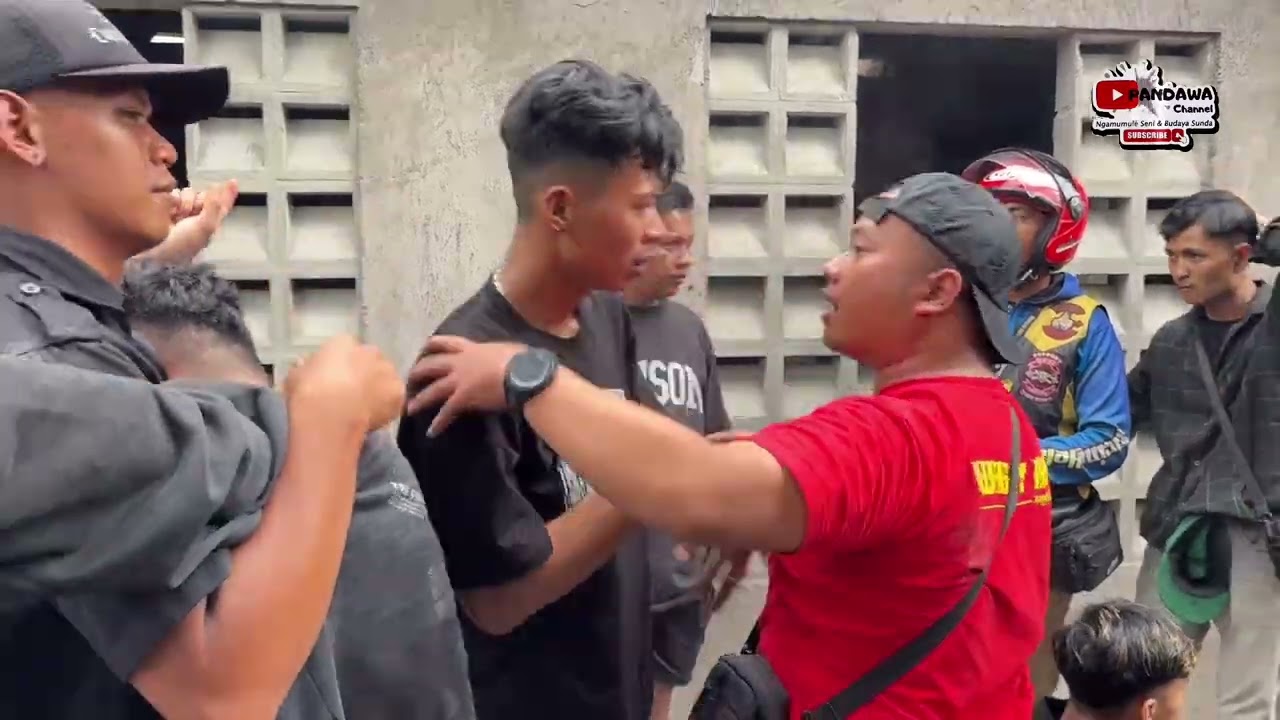 Suasana rombongan Menuju Lokasi Hajat! Seni Reak Karya Nanjung Muda