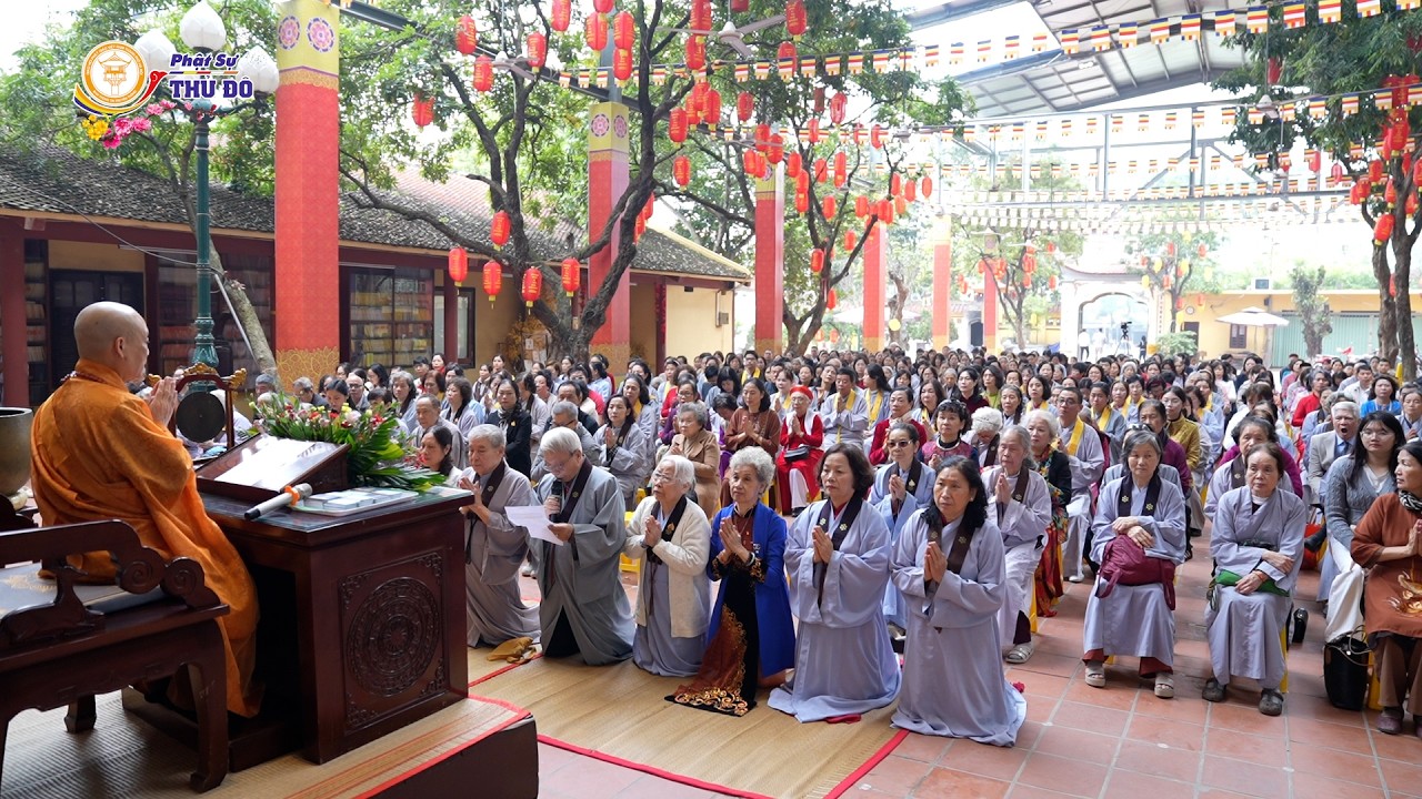 Đạo tràng Pháp Hoa trở về chùa Bằng lễ Phật, tri ân HT. Thích Bảo Nghiêm trong ngày đầu năm mới