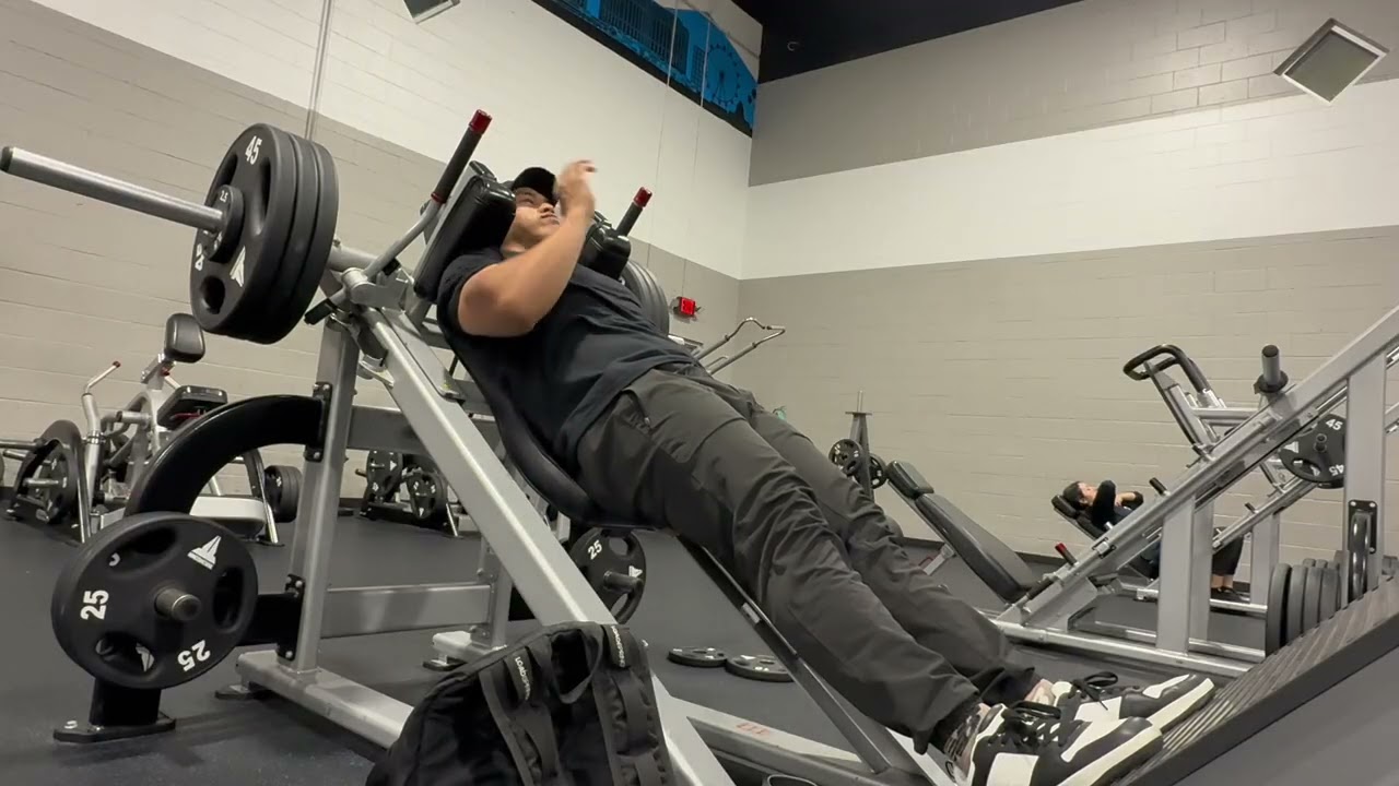 Day 4 of Filming Like Sam Sulek | Zerks and Legs