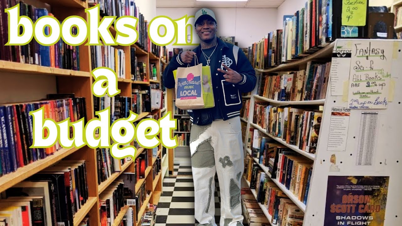 MY ADVENTURES IN A USED BOOKSTORE 📖🔎 | BOOKSTORE VLOG