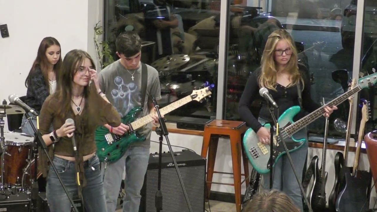 Seven Nation Army - Mongos 2025 1108
