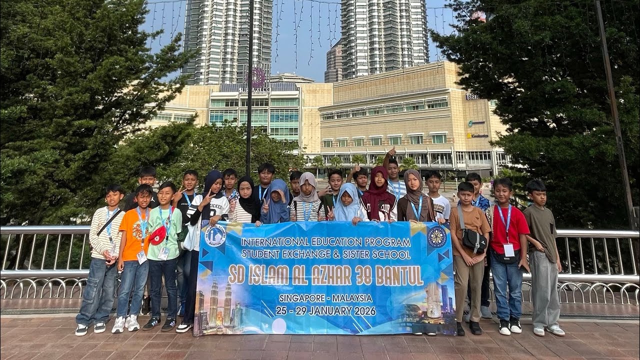 SD Islam Al Azhar 38 Bantul Singapore-Malaysia (Chapter 4)