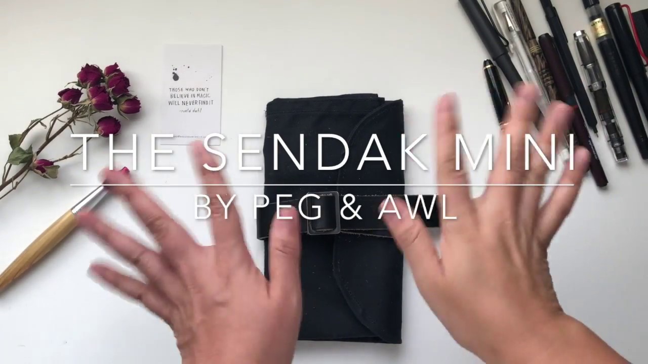 센닥 미니 아티스트 롤 (The Sendak Mini Artist Roll)