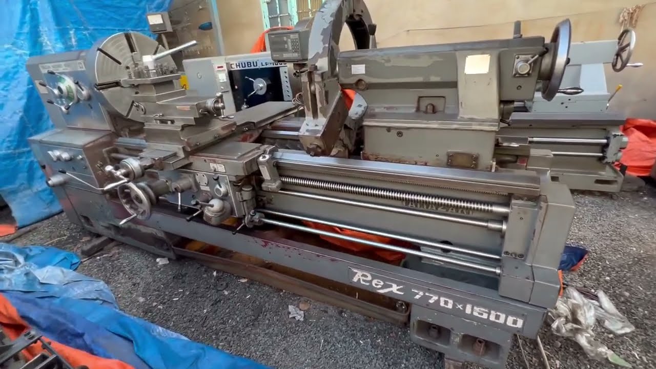 Tiện mazak rex chống tâm 1,500m lỗ trục 105mm