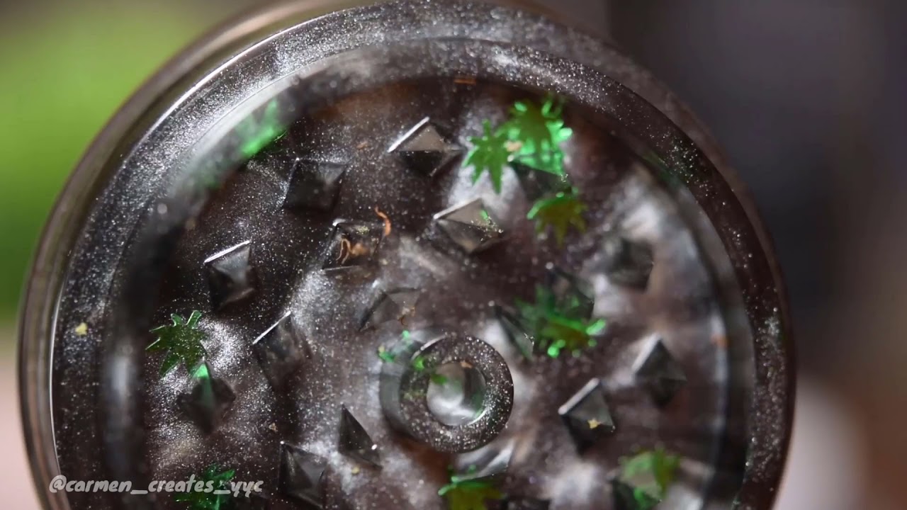Carmen Creates 420 Grinder Set