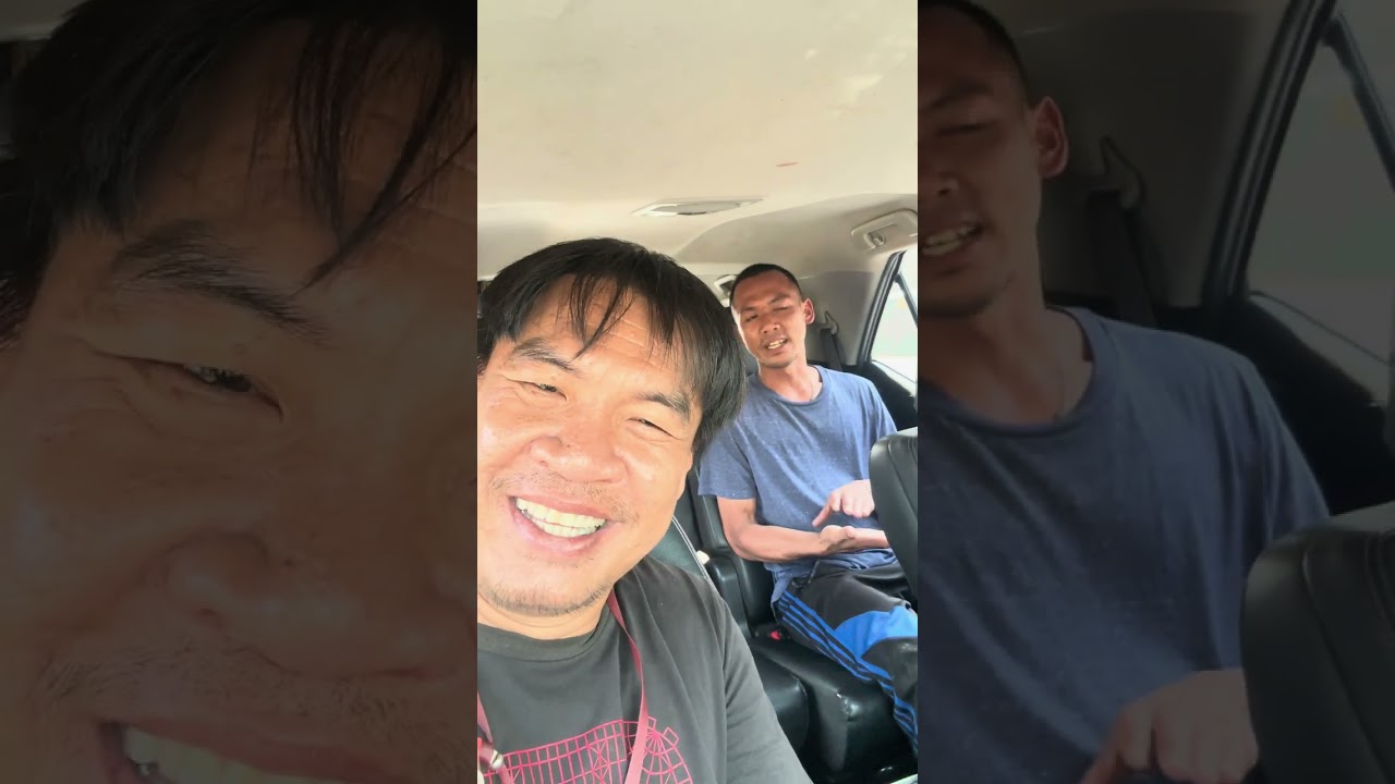 เป็นเพื่อนกับเมสซี่ โรนัลโด้เลยนะเนี่ย ไม่ธรรมดา 🤣🤣นี่ก็อีกหนึ่งชีวิต ที่ผมช่วยเหลือ 