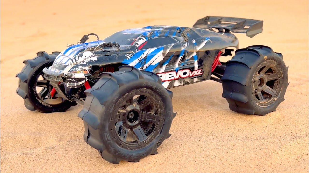 1/16 Traxxas E REVO VXL с ВЕСЛАМИ покоряет ТЕХАССКИЕ ПЕСЧАНЫЕ ДЮНЫ!!!