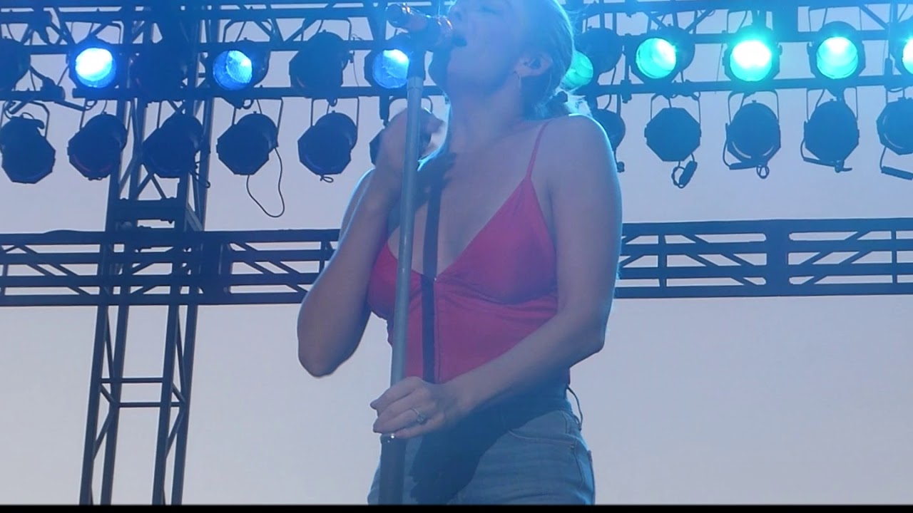 LeAnn Rimes - One Way Ticket - 2018 Ventura County Fair