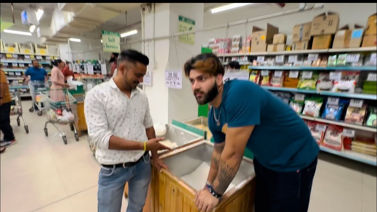 Bhaiya ne ki D MART pr shetani🤫😵‍💫 @armaanthakurvlogs01