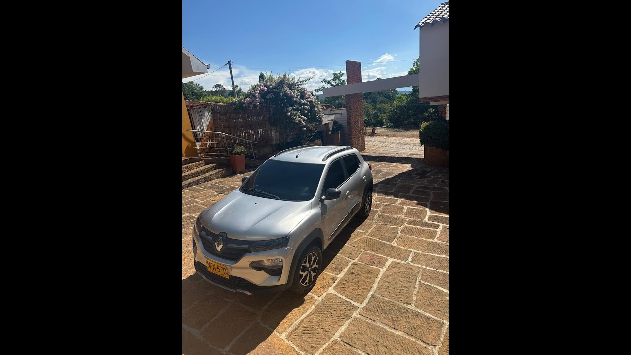 Renault Kwid en las lomas mas duras de San Gil