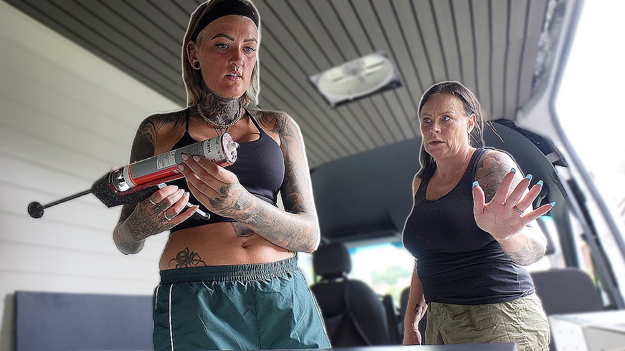 BYGGER CAMPERN MED MORSAN.