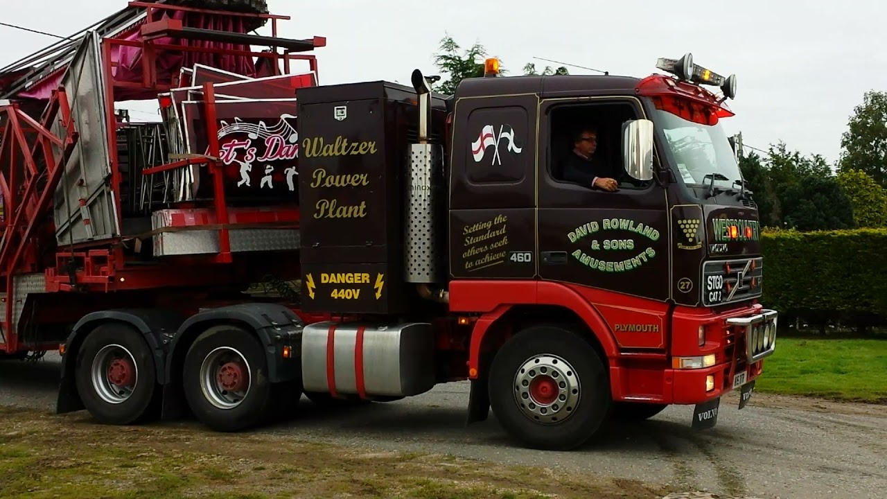 Rowlands Grooverider Waltzer load pulling on to summercourt fairground 2015