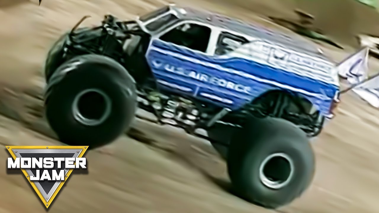 A.F. Afterburner Freestyle | Monster Jam World Finals VII | Monster Jam
