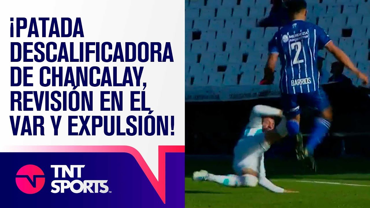 ¡PATADA DESCALIFICADORA de CHANCALAY, revisión en el VAR y EXPULSIÓN del jugador de la ACADEMIA! 🟥