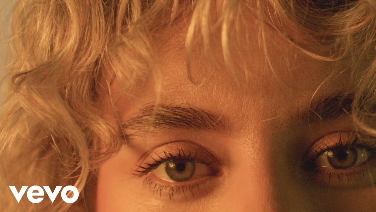 TAYA - All Eyes On You (Official Lyric Video)
