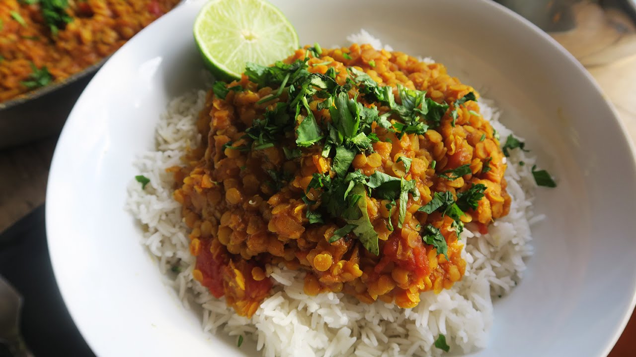 EASY VEGAN RED LENTIL DAHL