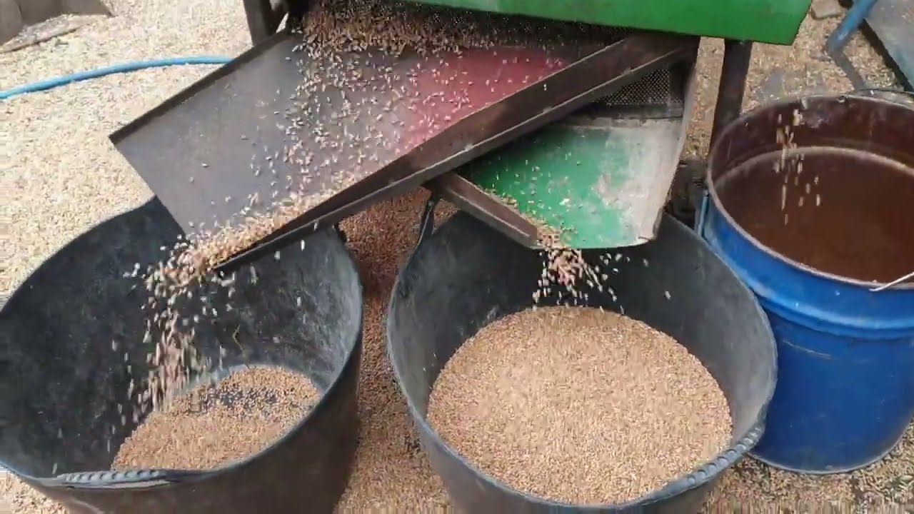 Selector gr&acirc;u. Selector cereale. Homemade grain selector.