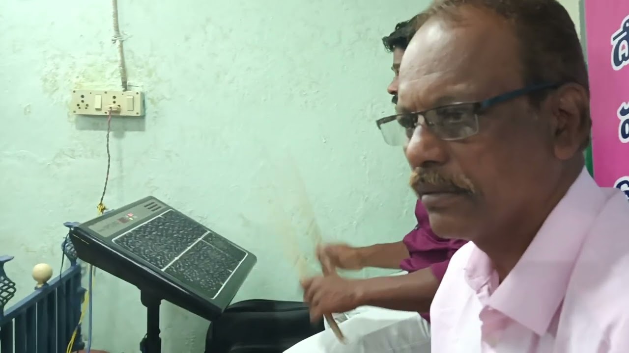 సర్వోనతమైన స్థలములలో దేవునికి మహిమ song by Sharon 
