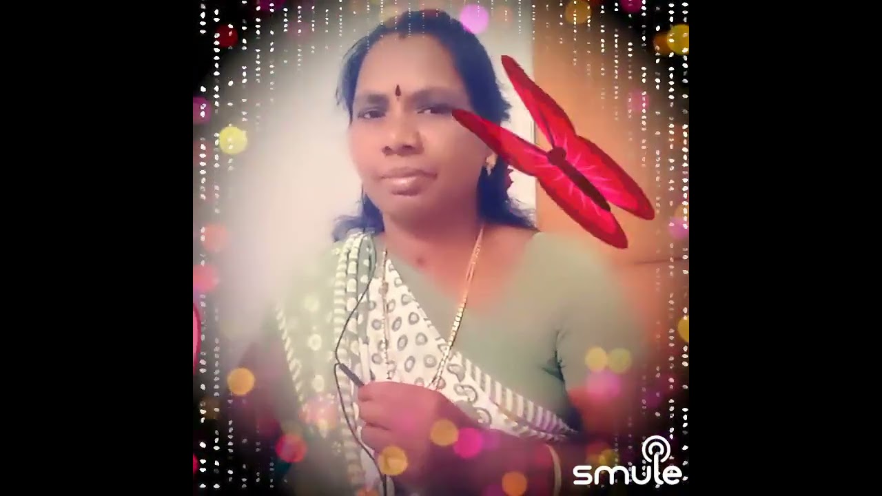 ஆடை முழுதும் நனைய நனைய மழை அடிக்குதடி. ❤️