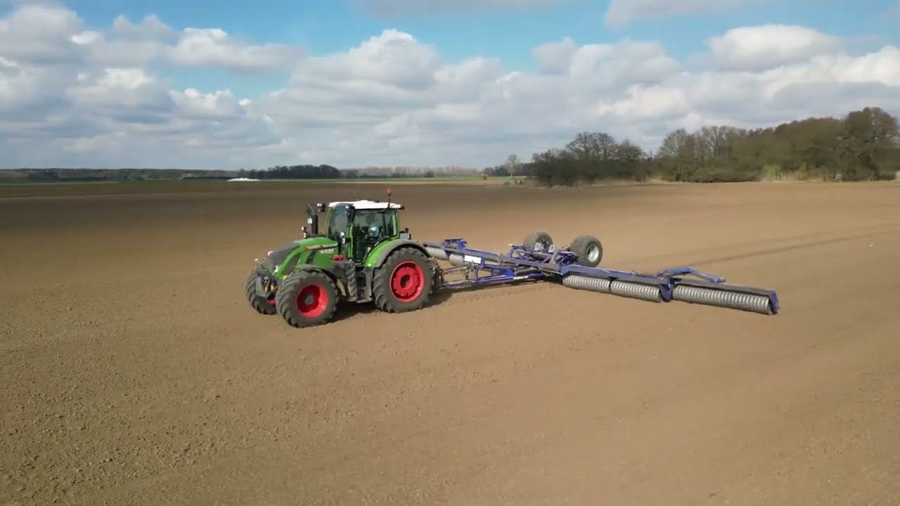 Walzen mit Fendt 724 & Dalbo Powerroll 1530