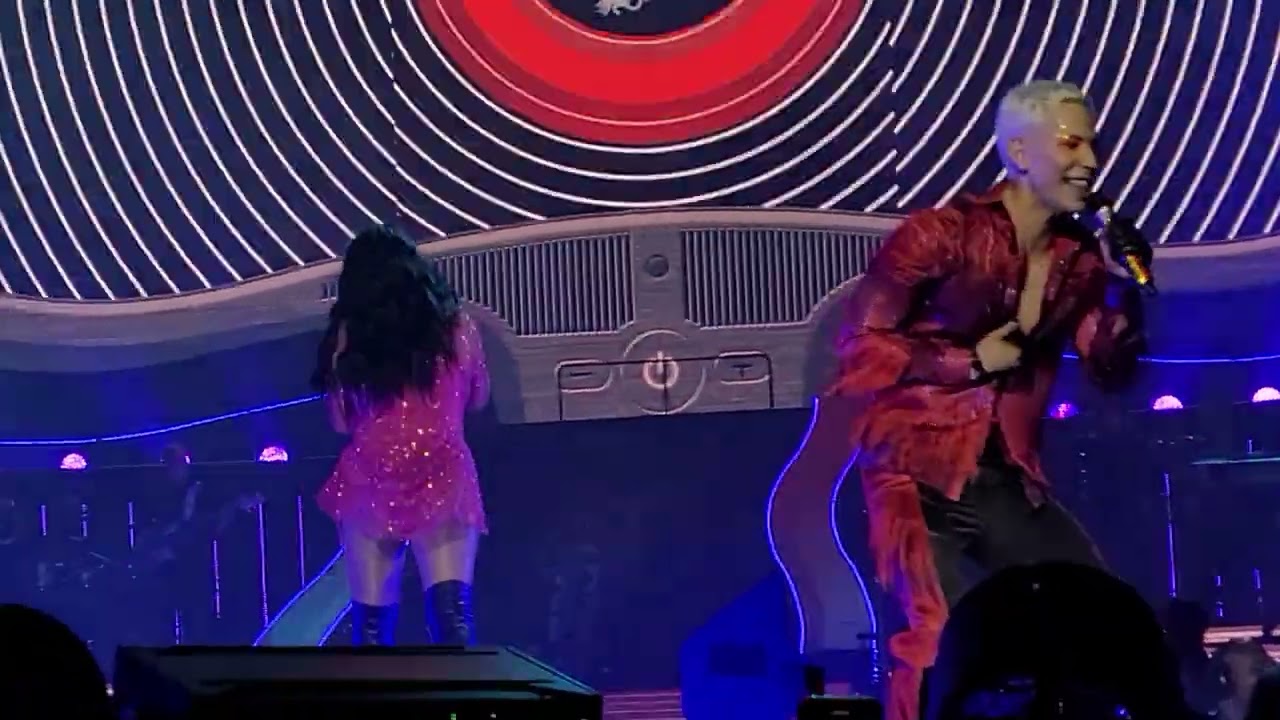 RBD ❤️🖤 in New York City #YSoyReberdeTour #RBD #rbdforever