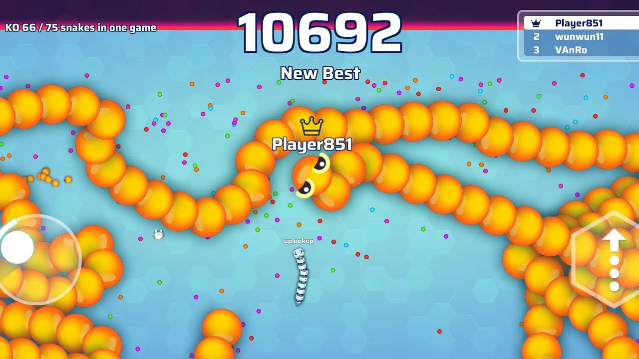 Playing Snake.io Part 3 - Gameplay Video 