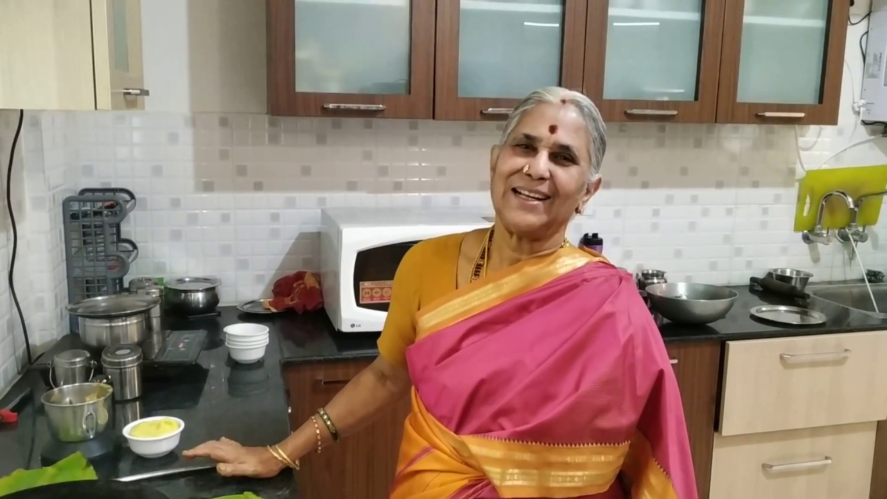 Puran Poli or  Parupu Poli or Sweet Poli Recipe in Tamil - by Suganthakunthalambal