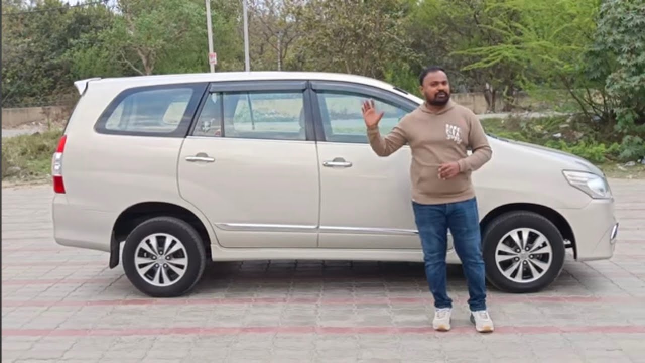 # Toyota Innova 2.5V.2015/5..అమ్మబడును.8639684499 VENKAT CAR'S