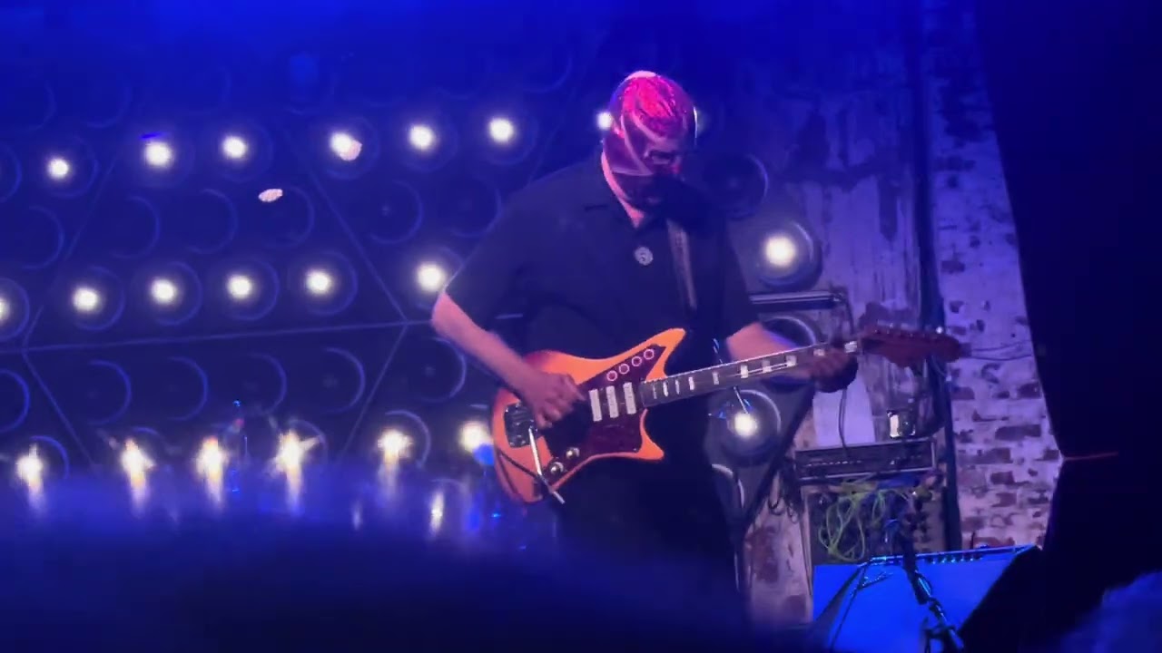 Los Straitjackets, “High Wire Act,” Asbury Lanes, Asbury Park, NJ, 8/15/2025
