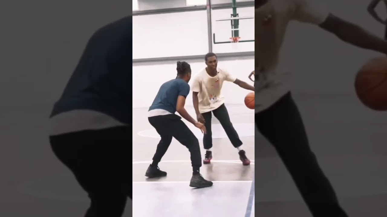 Jordan Lewis is way to smooth 👀