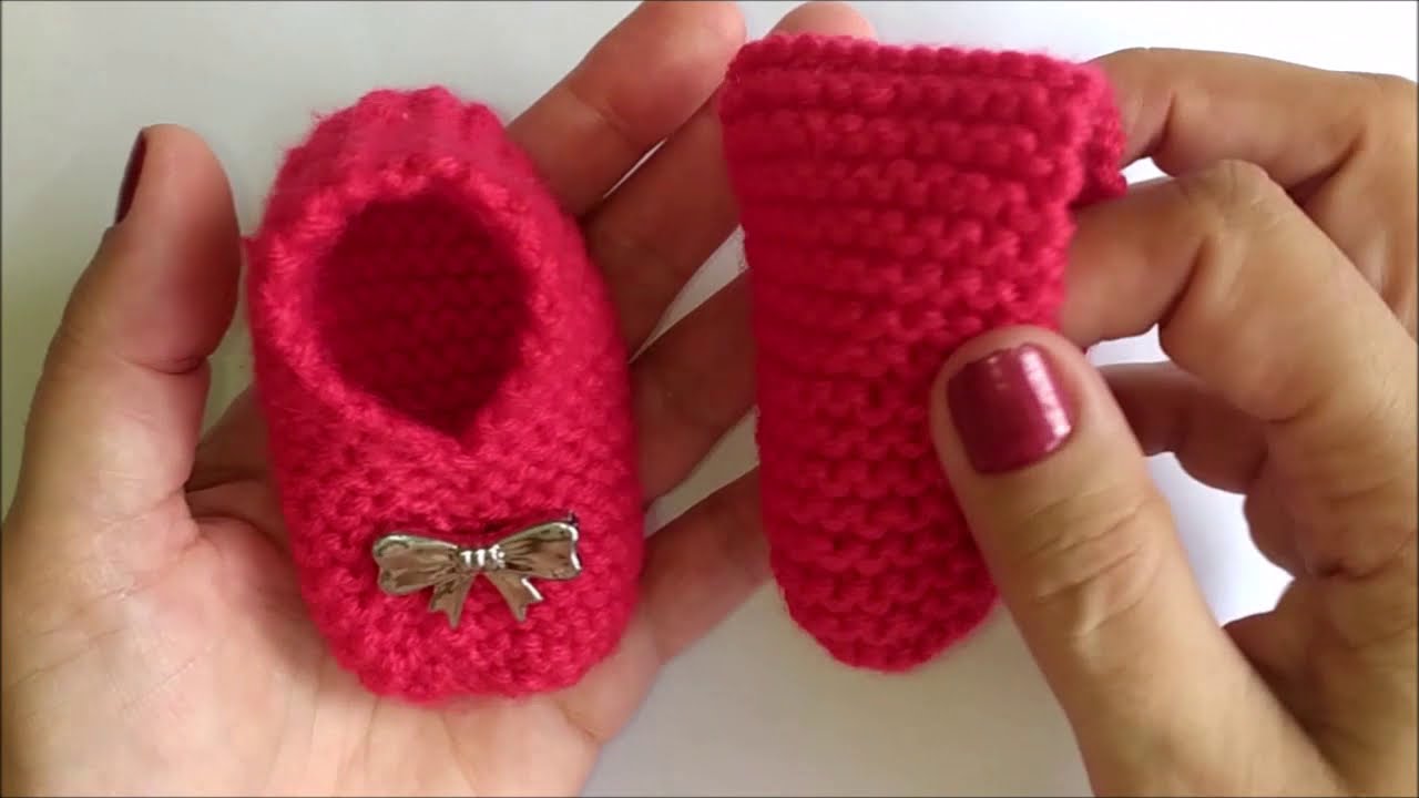 ZAPATITOS EN DOS AGUJAS PARA BEBÉ