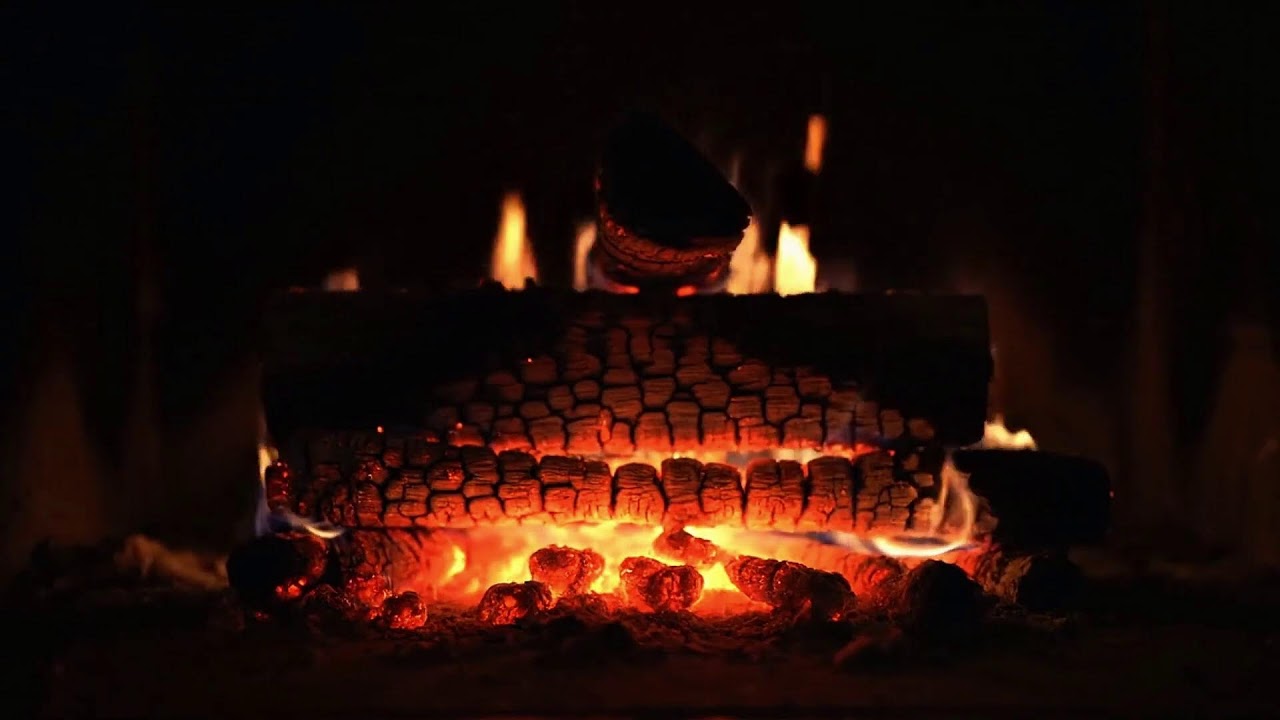 Cozy Fireplace Atmosphere with Calming Crackling Fire Sounds for Focus