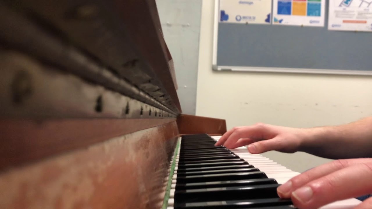 A Winter's Tale - Queen (Piano solo)